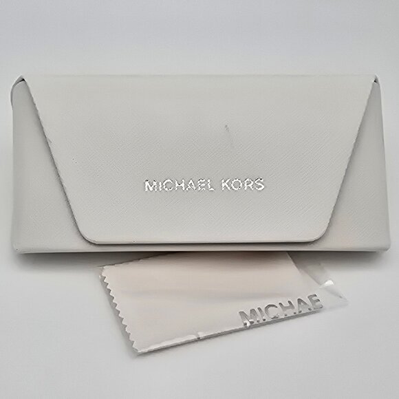 *SOLD* Michael Kors Camila M2835S Black Frame Dark Brown Gradient Len Sunglasses - Picture 16 of 16